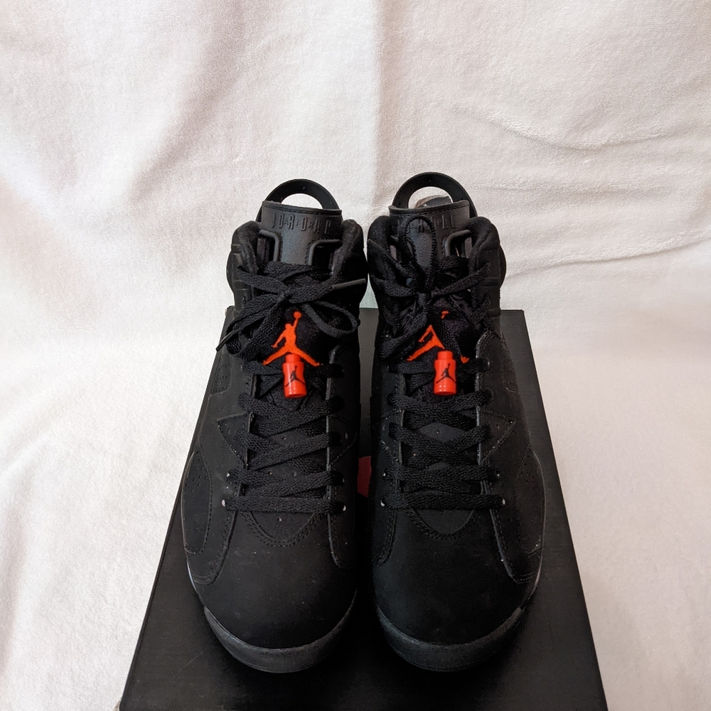 Air Jordan 6 Retro "Infrared."
